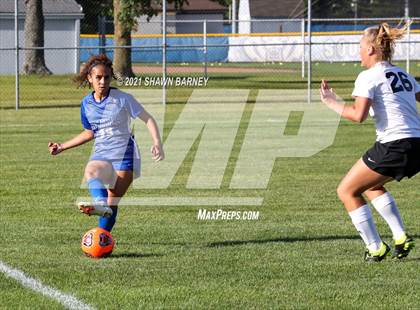 Thumbnail 2 in JV Avon @ Hamilton Southeastern photogallery.