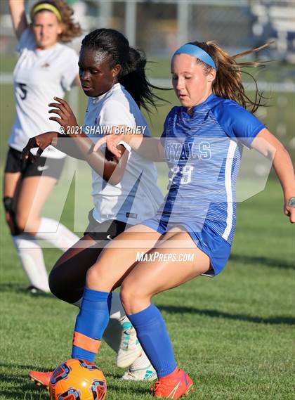 Thumbnail 2 in JV Avon @ Hamilton Southeastern photogallery.
