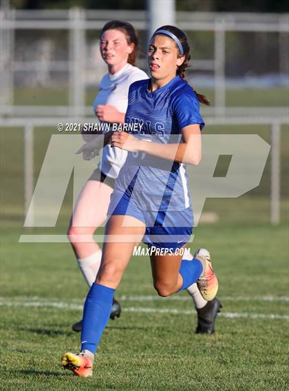 Thumbnail 3 in JV Avon @ Hamilton Southeastern photogallery.