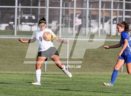 Thumbnail 3 in JV Avon @ Hamilton Southeastern photogallery.