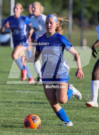Thumbnail 1 in JV Avon @ Hamilton Southeastern photogallery.