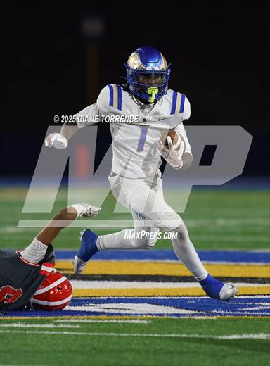 Santa Margarita @ Mater Dei