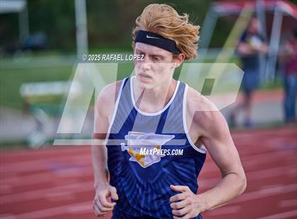 Thumbnail 3 in Rosehill Eagle Relays (1600M) photogallery.