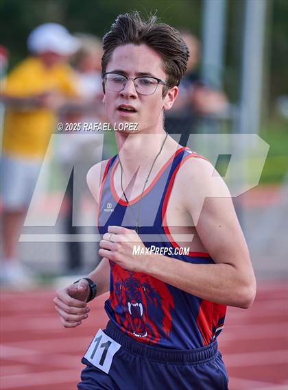 Thumbnail 2 in Rosehill Eagle Relays (1600M) photogallery.
