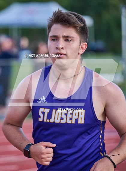 Thumbnail 3 in Rosehill Eagle Relays (1600M) photogallery.