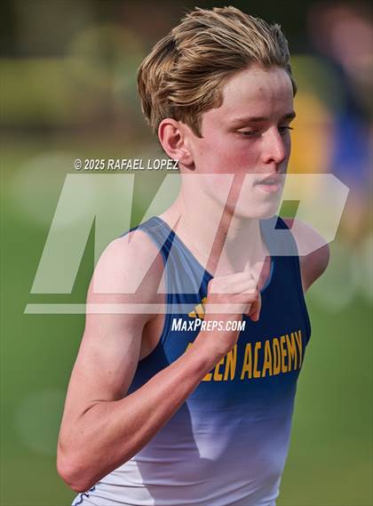 Thumbnail 3 in Rosehill Eagle Relays (1600M) photogallery.