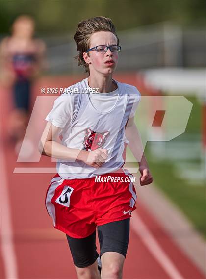 Thumbnail 1 in Rosehill Eagle Relays (1600M) photogallery.