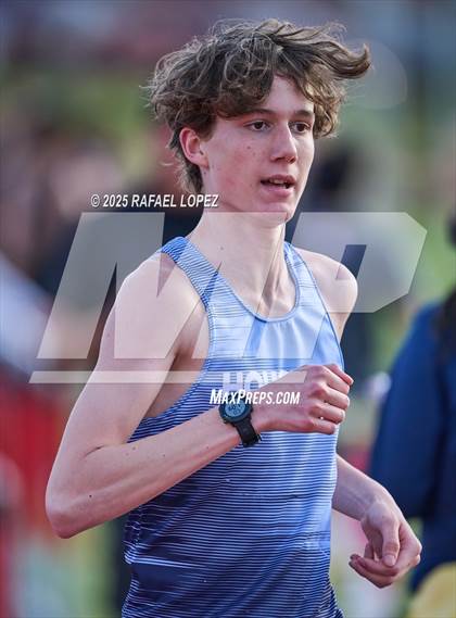 Thumbnail 2 in Rosehill Eagle Relays (1600M) photogallery.