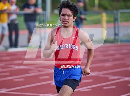 Thumbnail 2 in Rosehill Eagle Relays (1600M) photogallery.