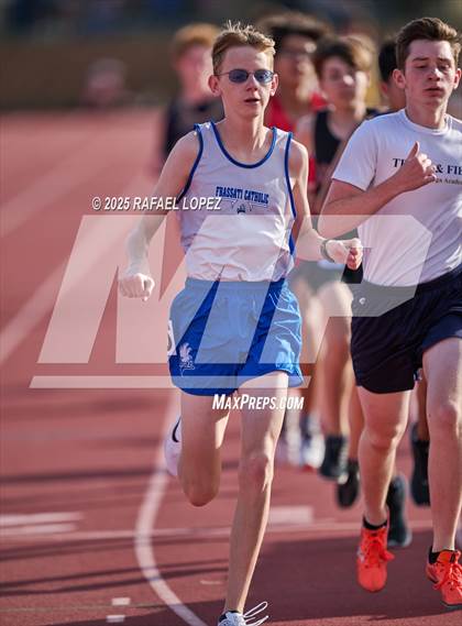 Thumbnail 3 in Rosehill Eagle Relays (1600M) photogallery.