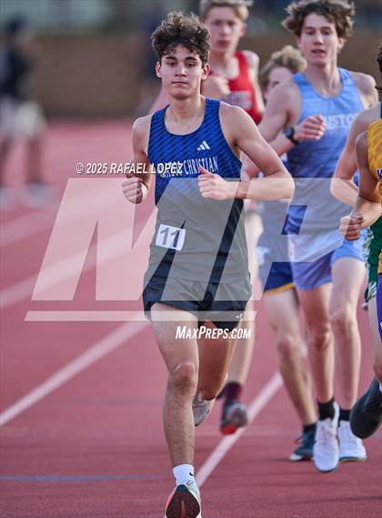 Thumbnail 2 in Rosehill Eagle Relays (1600M) photogallery.