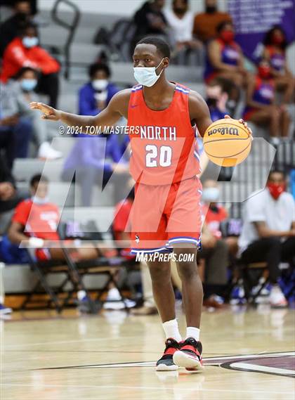 Thumbnail 3 in North Mecklenburg @ Ardrey Kell (NCHSAA 4A West Regional Championship) photogallery.