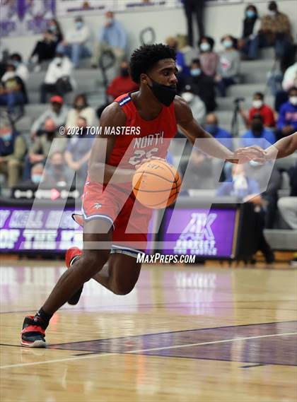 Thumbnail 1 in North Mecklenburg @ Ardrey Kell (NCHSAA 4A West Regional Championship) photogallery.