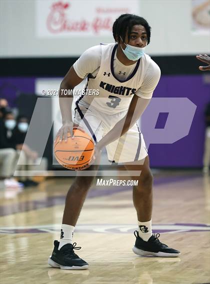 Thumbnail 2 in North Mecklenburg @ Ardrey Kell (NCHSAA 4A West Regional Championship) photogallery.