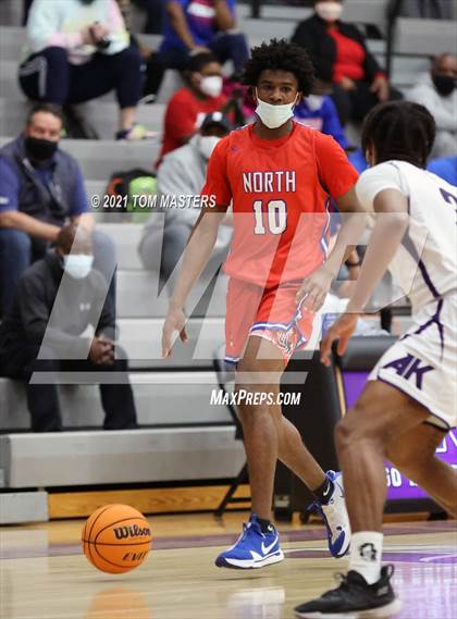 Thumbnail 2 in North Mecklenburg @ Ardrey Kell (NCHSAA 4A West Regional Championship) photogallery.