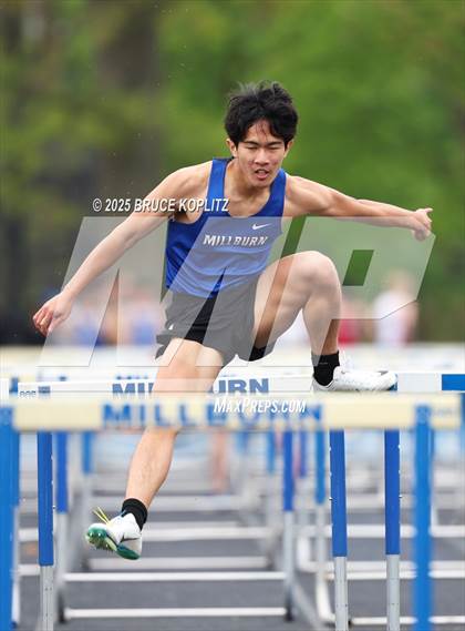 Thumbnail 1 in Paul H. Beck Memorial (Boys Relays) photogallery.