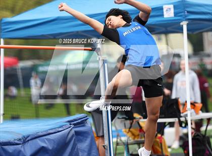Thumbnail 3 in Paul H. Beck Memorial (Boys Relays) photogallery.