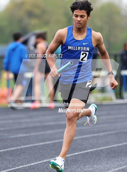 Thumbnail 2 in Paul H. Beck Memorial (Boys Relays) photogallery.