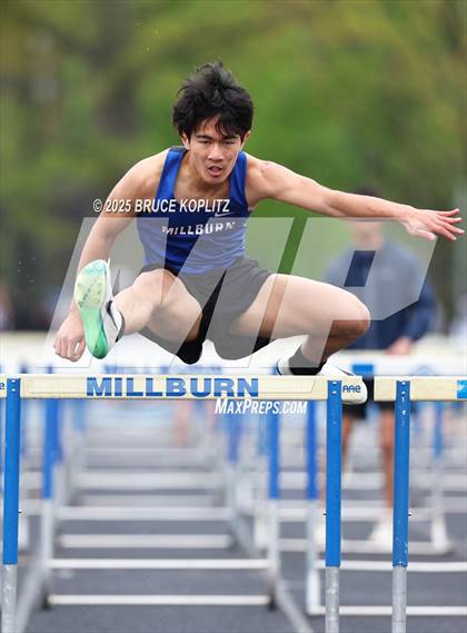 Thumbnail 2 in Paul H. Beck Memorial (Boys Relays) photogallery.