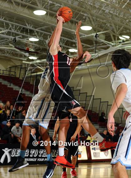 Thumbnail 3 in Harvard-Westlake vs. Foothill (MaxPreps Holiday Classic) photogallery.
