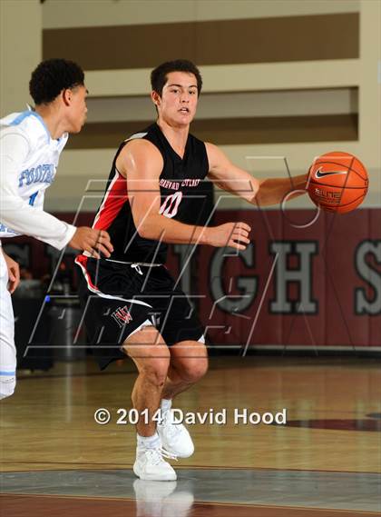 Thumbnail 1 in Harvard-Westlake vs. Foothill (MaxPreps Holiday Classic) photogallery.