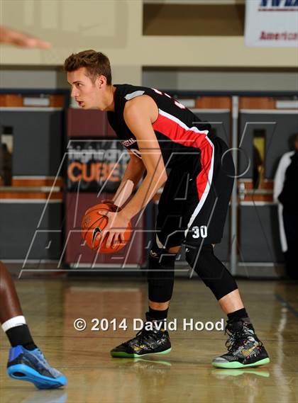 Thumbnail 1 in Harvard-Westlake vs. Foothill (MaxPreps Holiday Classic) photogallery.