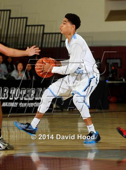 Thumbnail 3 in Harvard-Westlake vs. Foothill (MaxPreps Holiday Classic) photogallery.