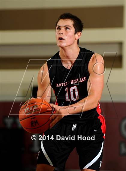 Thumbnail 3 in Harvard-Westlake vs. Foothill (MaxPreps Holiday Classic) photogallery.