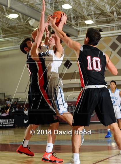 Thumbnail 2 in Harvard-Westlake vs. Foothill (MaxPreps Holiday Classic) photogallery.