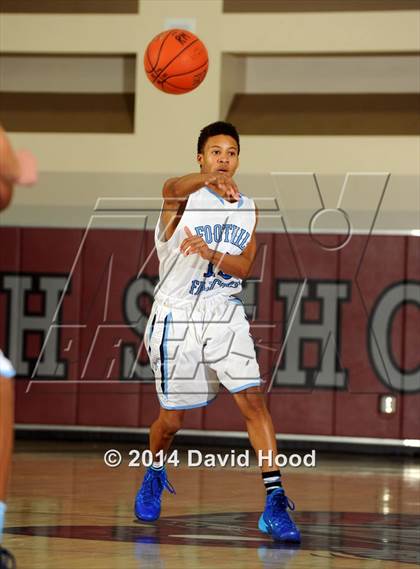 Thumbnail 3 in Harvard-Westlake vs. Foothill (MaxPreps Holiday Classic) photogallery.