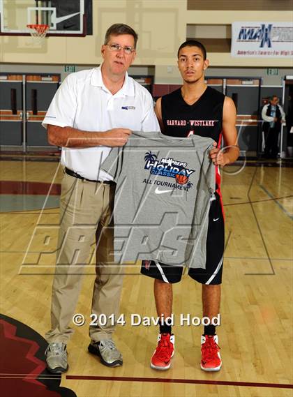 Thumbnail 1 in Harvard-Westlake vs. Foothill (MaxPreps Holiday Classic) photogallery.