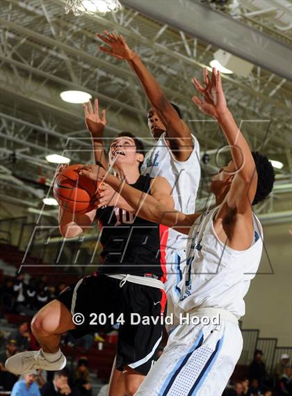 Thumbnail 3 in Harvard-Westlake vs. Foothill (MaxPreps Holiday Classic) photogallery.