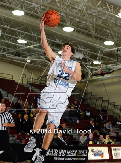 Thumbnail 3 in Harvard-Westlake vs. Foothill (MaxPreps Holiday Classic) photogallery.