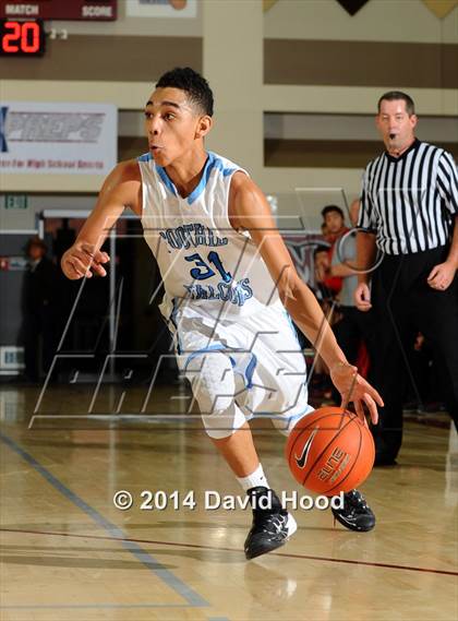 Thumbnail 3 in Harvard-Westlake vs. Foothill (MaxPreps Holiday Classic) photogallery.