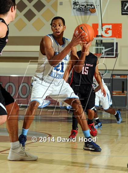 Thumbnail 1 in Harvard-Westlake vs. Foothill (MaxPreps Holiday Classic) photogallery.