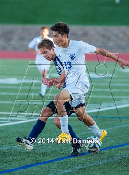 Thumbnail 1 in Legend vs. Columbine (CHSAA 5A 1st Round) photogallery.