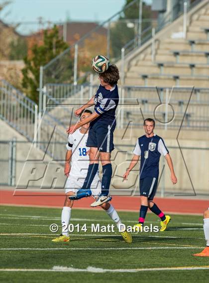 Thumbnail 1 in Legend vs. Columbine (CHSAA 5A 1st Round) photogallery.