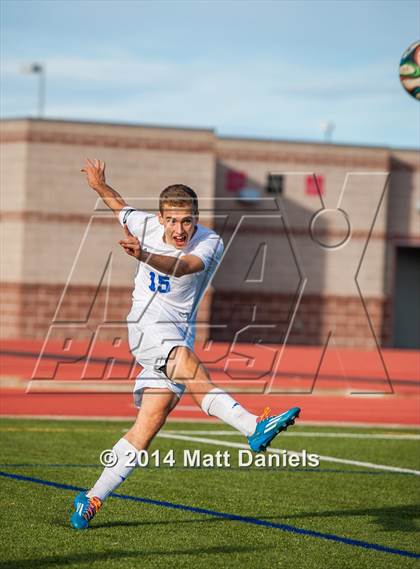 Thumbnail 2 in Legend vs. Columbine (CHSAA 5A 1st Round) photogallery.