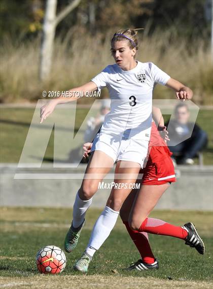 Thumbnail 2 in Tesoro vs. Palos Verdes (OC Winter Showcase) photogallery.