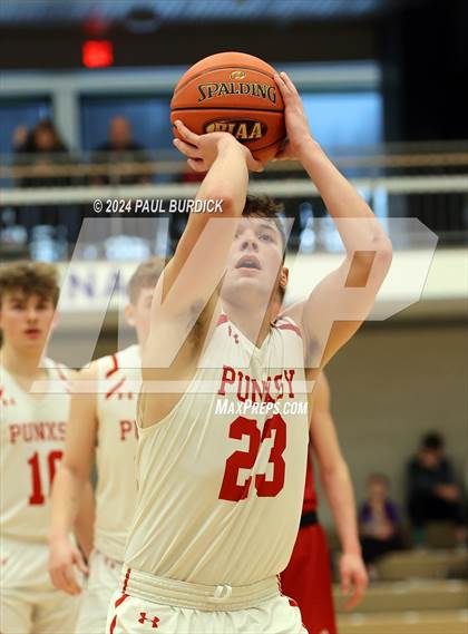 Thumbnail 3 in Punxsutawney vs Bradford (District 9 4A Final) photogallery.