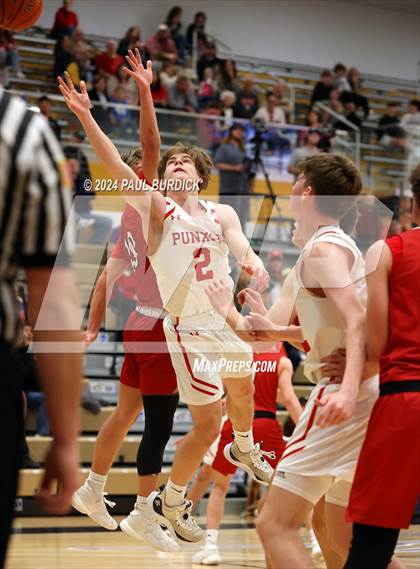 Thumbnail 3 in Punxsutawney vs Bradford (District 9 4A Final) photogallery.