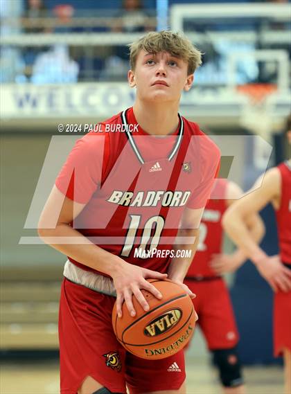 Thumbnail 1 in Punxsutawney vs Bradford (District 9 4A Final) photogallery.