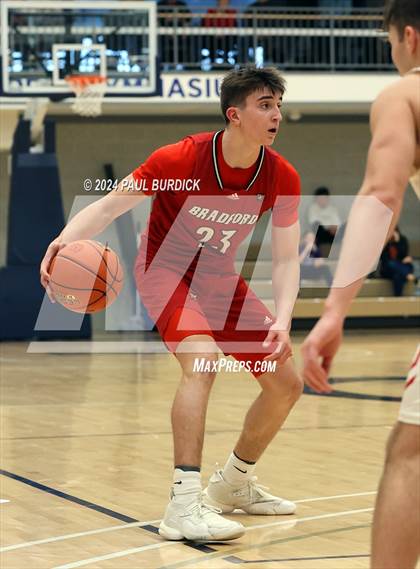Thumbnail 2 in Punxsutawney vs Bradford (District 9 4A Final) photogallery.
