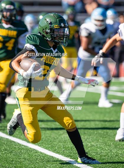 Thumbnail 2 in Saugus @ Moorpark photogallery.