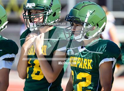 Thumbnail 3 in Saugus @ Moorpark photogallery.