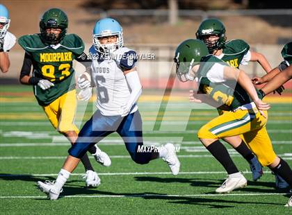 Thumbnail 2 in Saugus @ Moorpark photogallery.