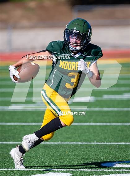 Thumbnail 2 in Saugus @ Moorpark photogallery.