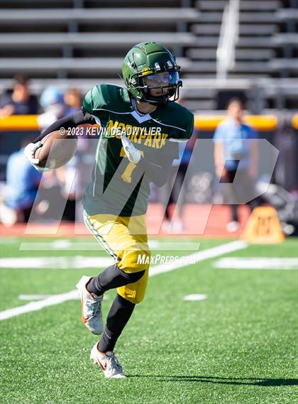 Thumbnail 2 in Saugus @ Moorpark photogallery.
