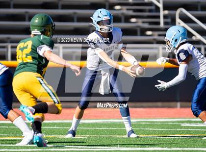 Thumbnail 2 in Saugus @ Moorpark photogallery.