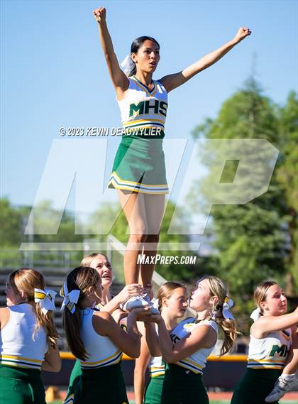 Thumbnail 2 in Saugus @ Moorpark photogallery.